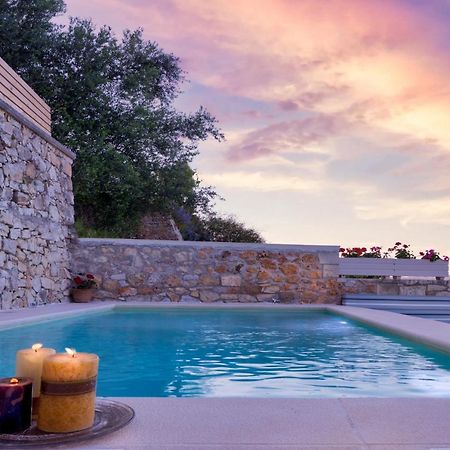 Olga'S Filoxenia - Villa Aladanos-Private Pool And Heated Jacuzzi Makhairoí Exterior foto